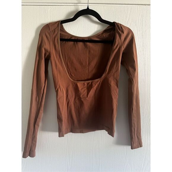 Free People Intimately Low Back Seamless Long Sleeve in Brown Size M/L - Picture 3 of 5